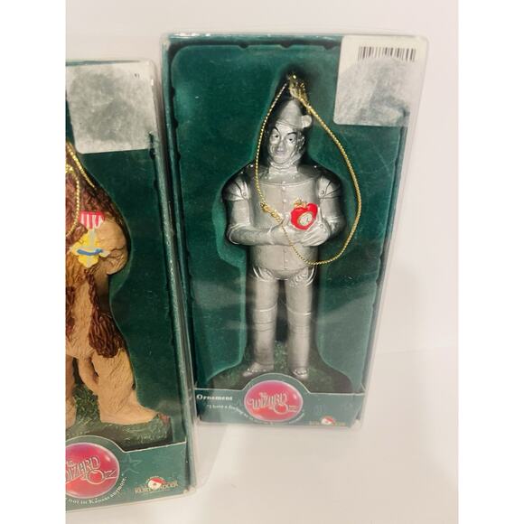 Kurt Adler Wizard of Oz Hand Painted‎ 5" Stone Resin Ornament | Set of Three - Picture 4 of 5